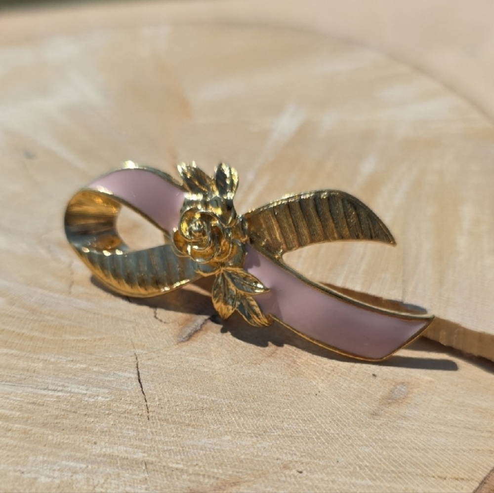 Vintage Avon Breast Cancer Awareness Brooch